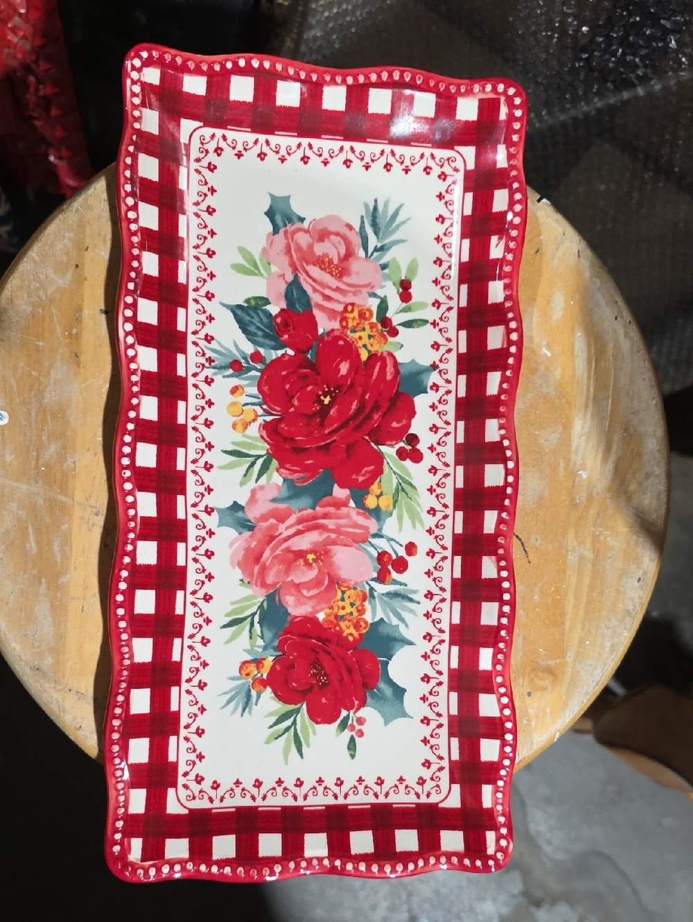 The Pioneer Woman Red Floral Gingham Serving Tray